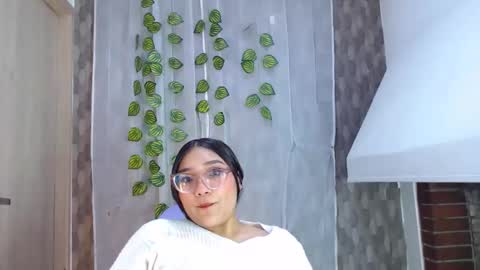 Snapshot of anyeladonemar chatting on 1, 5, 2026 anyeladonemar online show from 1, 5, 2026