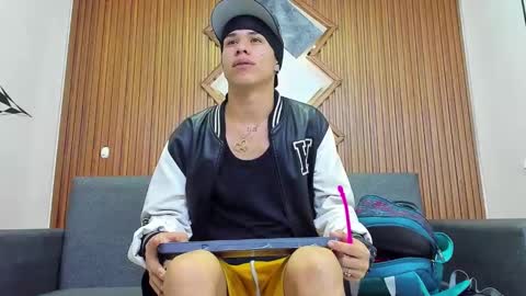 anyelo_sexyhot online show from 15, 1, 2025