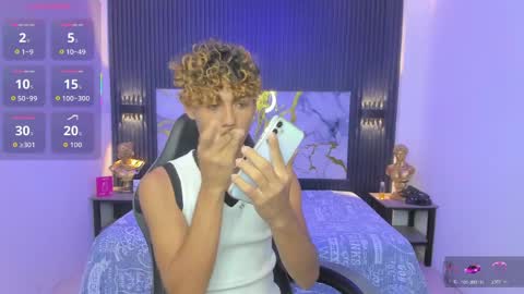 anyelotwink online show from 15, 4, 2026