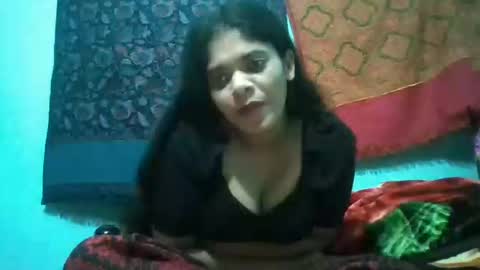 Snapshot of apa142817 chatting on 25, 2, 2026 Aparalux online show from 25, 2, 2026