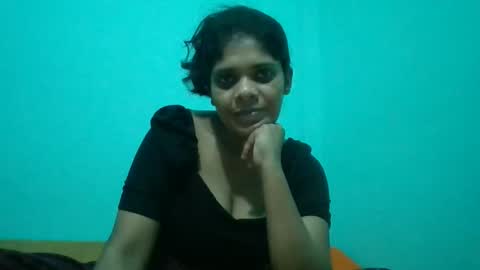 Snapshot of apa142817 chatting on 12, 5, 2026 Aparalux online show from 12, 5, 2026