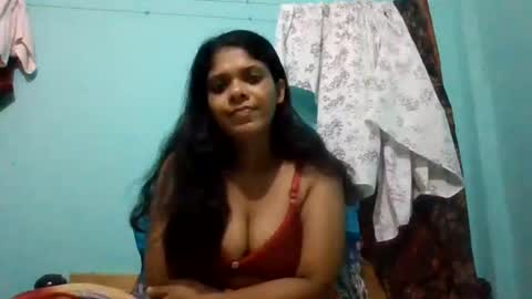 Snapshot of apa142817 chatting on 21, 7, 2026 Aparalux online show from 21, 7, 2026