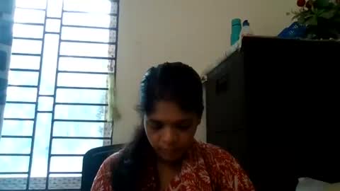 Snapshot of apa142817 chatting on 23, 7, 2026 Aparalux online show from 23, 7, 2026