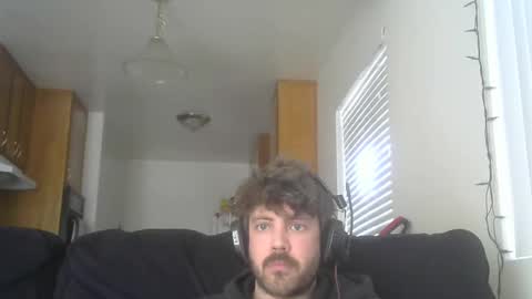 Snapshot of ape1x chatting on 12, 1, 2025 ape1x online show from 12, 1, 2025