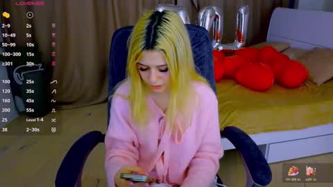 ApheliaStar online show from 15, 2, 2026