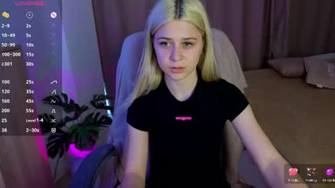 ApheliaStar online show from 8, 6, 2026