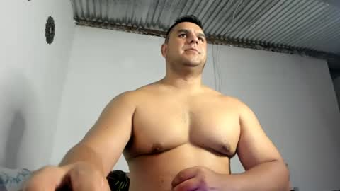 Snapshot of apholov chatting on 6, 7, 2026 follow me here you find me online show from 6, 7, 2026