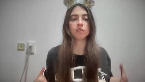 aphr0dite22 online show from 11, 1, 2026