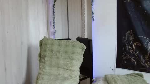 aphrodite__bloom online show from 17, 10, 2025