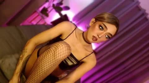 Snapshot of aphrodite_may chatting on 20, 5, 2026 kathryn online show from 20, 5, 2026