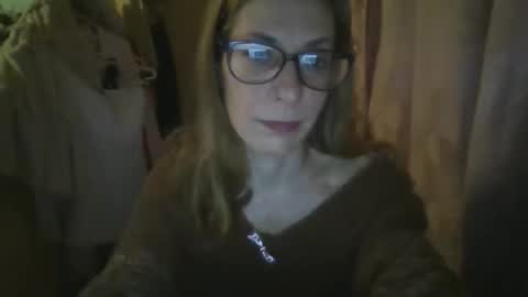Snapshot of aphrodity_rox chatting on 5, 6, 2026 Aphrodity Rox online show from 5, 6, 2026