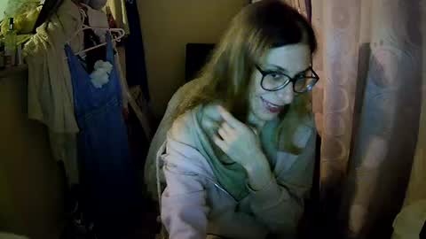 Snapshot of aphrodity_rox chatting on 28, 7, 2026 Aphrodity Rox online show from 28, 7, 2026