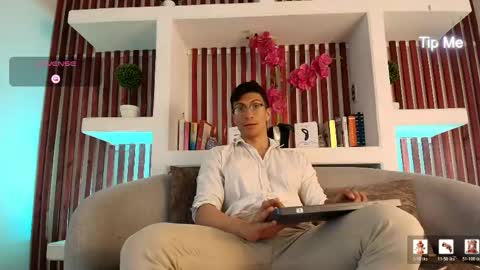 Snapshot of apolo_crus chatting on 19, 4, 2026 apolo_crus online show from 19, 4, 2026
