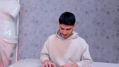 Apolo Grayy online show from 5, 2, 2026