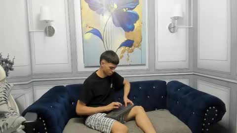   online show from 28, 3, 2026