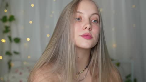  REYNA  my friend   online show from 3, 12, 2024