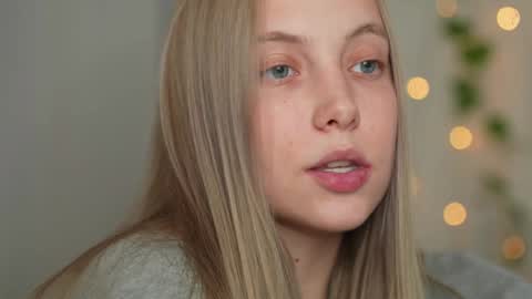  REYNA  my friend   online show from 6, 12, 2024