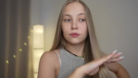  REYNA  my friend   online show from 5, 1, 2025