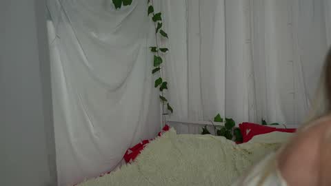  REYNA  my friend   online show from 14, 1, 2025