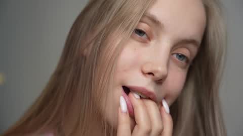  REYNA  my friend   online show from 16, 1, 2025