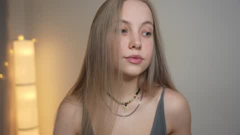  REYNA  my friend   online show from 23, 1, 2025