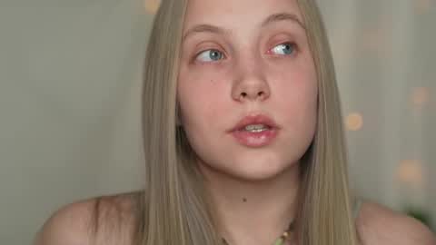  REYNA  my friend   online show from 27, 2, 2025