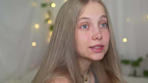  REYNA  my friend   online show from 2, 3, 2025