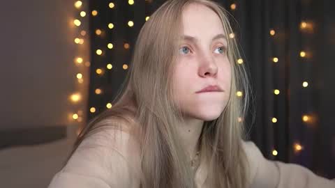  REYNA  my friend   online show from 24, 9, 2025