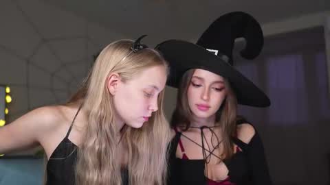  REYNA  my friend   online show from 31, 10, 2025