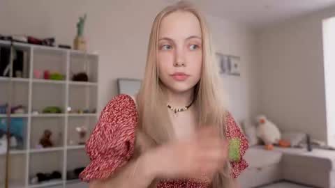  REYNA  my friend   online show from 4, 6, 2026