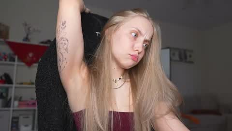  REYNA  next stream is 11h of Feb online show from 23, 4, 2026