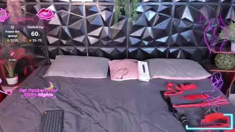 apprilfoxx online show from 3, 12, 2025