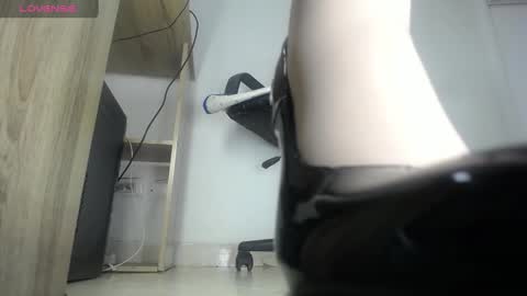 Aprhillove online show from 29, 1, 2025