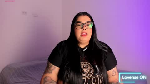 Snapshot of apriilpeach_ chatting on 10, 1, 2025 Maria online show from 10, 1, 2025