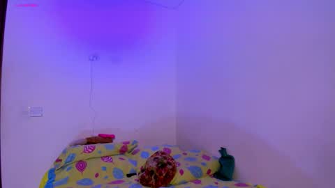 Snapshot of apriilpeach_ chatting on 10, 10, 2025 Maria online show from 10, 10, 2025