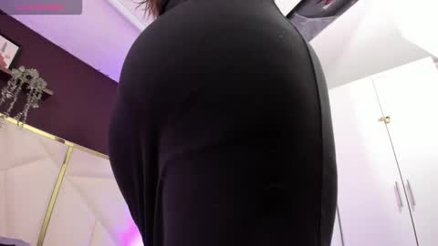 April online show from 17, 11, 2025