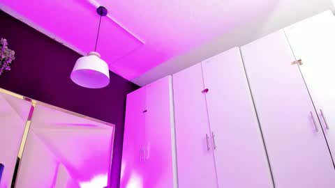 Snapshot of april_bowie chatting on 14, 2, 2026 April online show from 14, 2, 2026