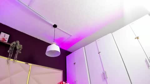 Snapshot of april_bowie chatting on 20, 2, 2026 April online show from 20, 2, 2026