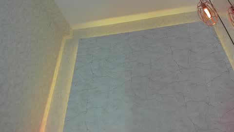 April online show from 16, 2, 2025