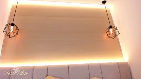 April online show from 10, 11, 2025