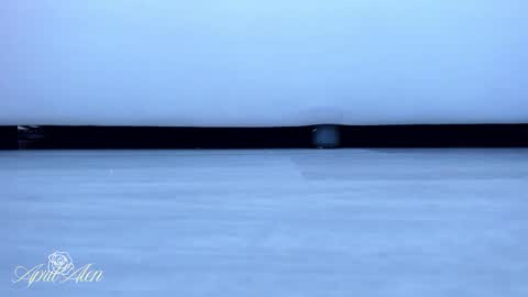 April online show from 23, 11, 2025