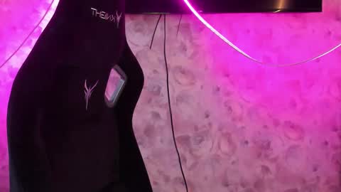 Snapshot of aprill_o_nill chatting on 4, 3, 2026 aprill_o_nill online show from 4, 3, 2026