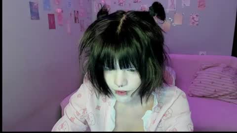 Snapshot of aprilspark chatting on 24, 7, 2026 Alice D online show from 24, 7, 2026