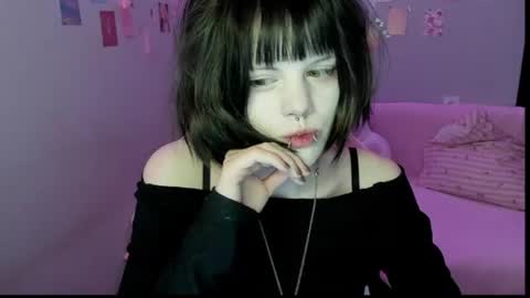 Snapshot of aprilspark chatting on 26, 7, 2026 Alice D online show from 26, 7, 2026