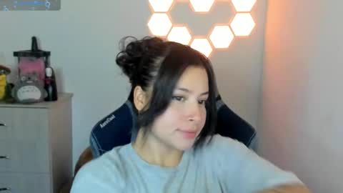 Snapshot of aqua_emilly chatting on 25, 9, 2025 aqua emilly online show from 25, 9, 2025