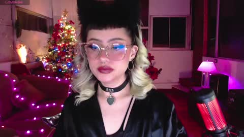 Zam independent model online show from 5, 1, 2025