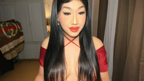 Snapshot of aqueenofcumxx chatting on 17, 4, 2026 Alicia online show from 17, 4, 2026
