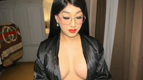 Snapshot of aqueenofcumxx chatting on 19, 4, 2026 Alicia online show from 19, 4, 2026