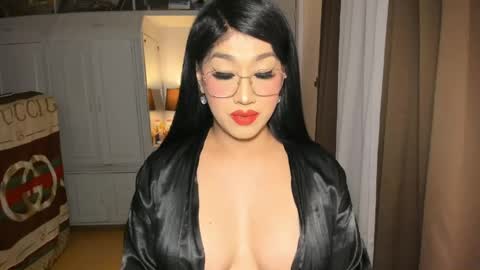 Snapshot of aqueenofcumxx chatting on 21, 4, 2026 Alicia online show from 21, 4, 2026