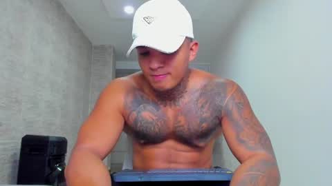 Snapshot of aquiles_elpapi chatting on 25, 7, 2026 AquilesElpapi online show from 25, 7, 2026